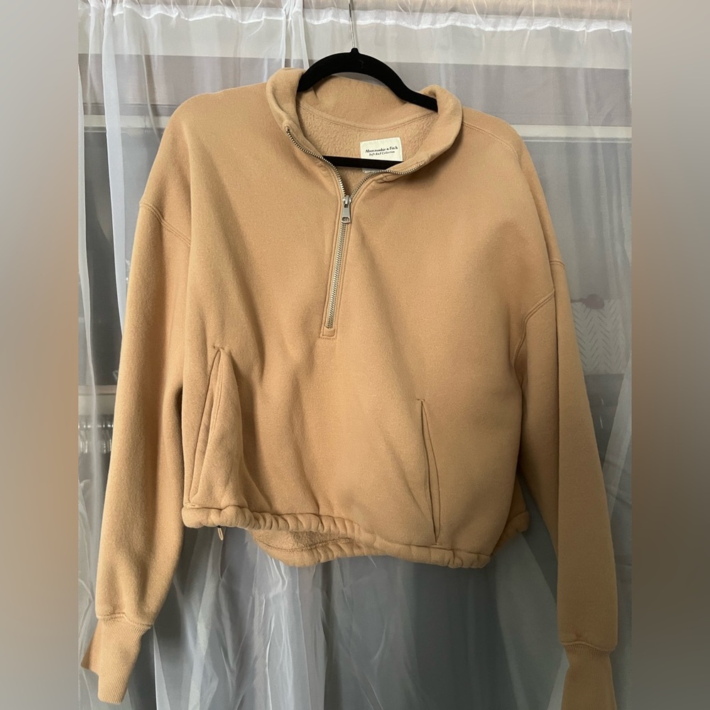 Abercrombie and fitch half zip sweatshirt